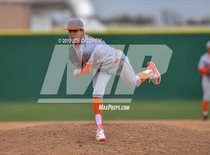 Thumbnail 3 in Johnson vs United (San Antonio Classic) photogallery.
