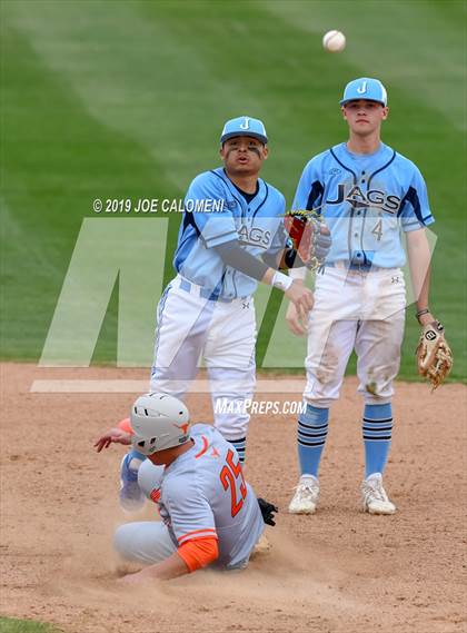 Thumbnail 1 in Johnson vs United (San Antonio Classic) photogallery.