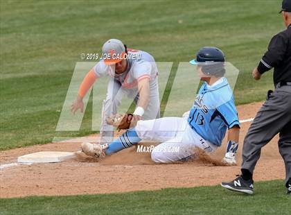Thumbnail 2 in Johnson vs United (San Antonio Classic) photogallery.