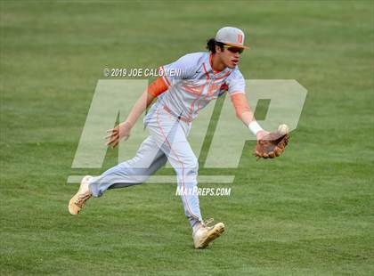 Thumbnail 3 in Johnson vs United (San Antonio Classic) photogallery.