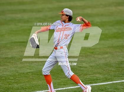 Thumbnail 2 in Johnson vs United (San Antonio Classic) photogallery.
