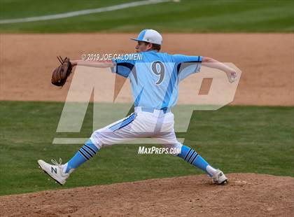 Thumbnail 2 in Johnson vs United (San Antonio Classic) photogallery.