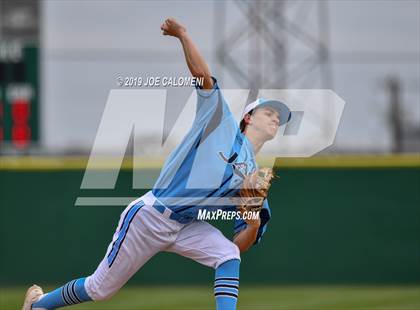 Thumbnail 2 in Johnson vs United (San Antonio Classic) photogallery.