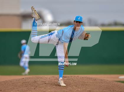 Thumbnail 2 in Johnson vs United (San Antonio Classic) photogallery.