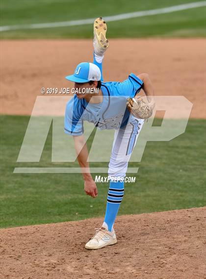 Thumbnail 2 in Johnson vs United (San Antonio Classic) photogallery.