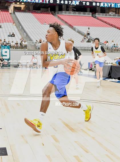 Thumbnail 2 in St. Bernard vs  St. Joseph (Section 7 Arizona Tournament) photogallery.