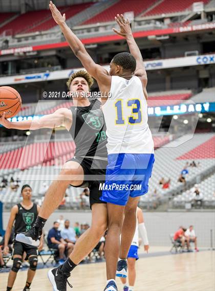 Thumbnail 2 in St. Bernard vs  St. Joseph (Section 7 Arizona Tournament) photogallery.