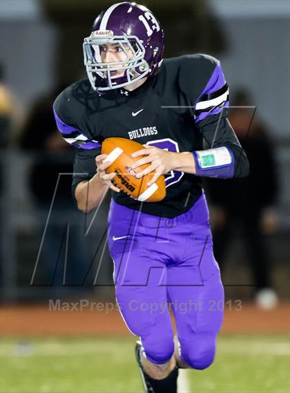 Thumbnail 2 in Rahway vs Rumson-Fair Haven  (NJSIAA Shore-Central Group 2 Quarterfinal) photogallery.
