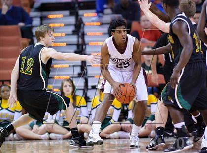 Thumbnail 1 in White Oak vs. East Chambers (UIL 2A Semifinal) photogallery.
