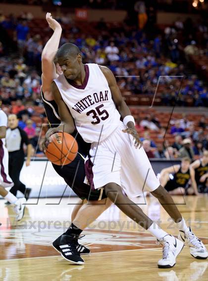 Thumbnail 2 in White Oak vs. East Chambers (UIL 2A Semifinal) photogallery.