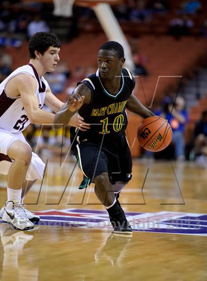 Thumbnail 2 in White Oak vs. East Chambers (UIL 2A Semifinal) photogallery.