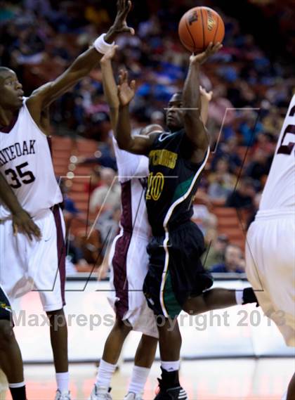 Thumbnail 1 in White Oak vs. East Chambers (UIL 2A Semifinal) photogallery.