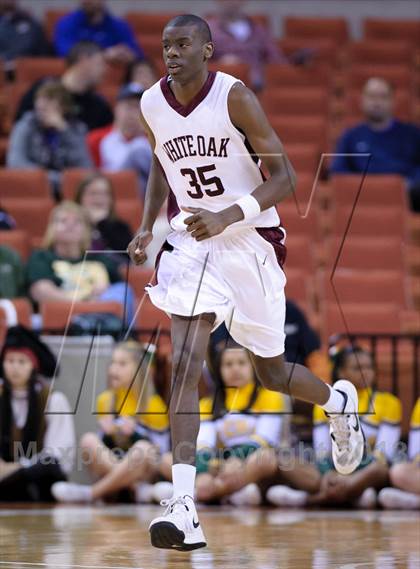 Thumbnail 2 in White Oak vs. East Chambers (UIL 2A Semifinal) photogallery.