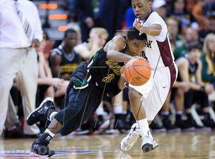 Thumbnail 1 in White Oak vs. East Chambers (UIL 2A Semifinal) photogallery.