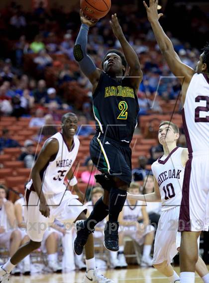 Thumbnail 2 in White Oak vs. East Chambers (UIL 2A Semifinal) photogallery.