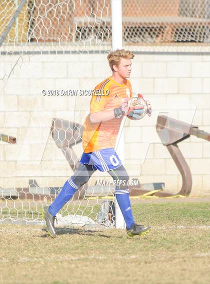 Thumbnail 1 in Dana Hills vs. San Clemente (Marina Tournament) photogallery.