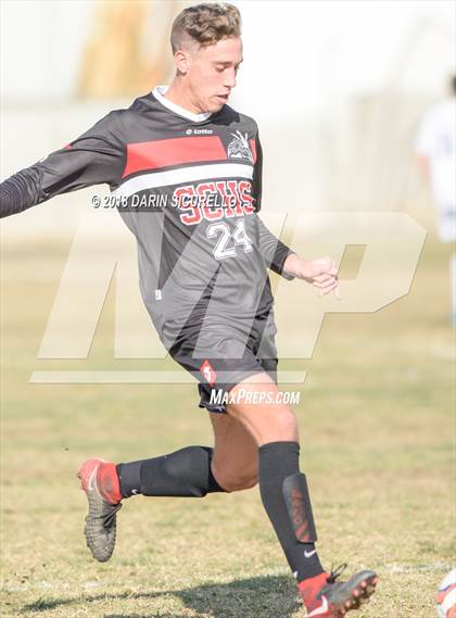 Thumbnail 2 in Dana Hills vs. San Clemente (Marina Tournament) photogallery.