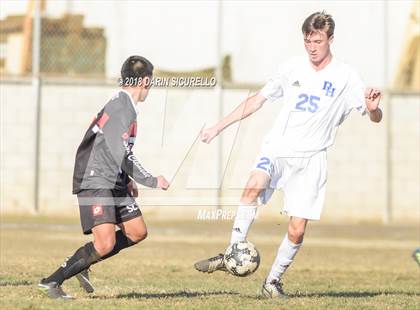 Thumbnail 2 in Dana Hills vs. San Clemente (Marina Tournament) photogallery.