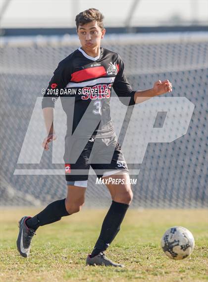 Thumbnail 1 in Dana Hills vs. San Clemente (Marina Tournament) photogallery.