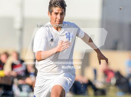 Thumbnail 2 in Dana Hills vs. San Clemente (Marina Tournament) photogallery.