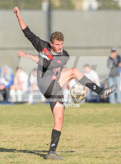 Thumbnail 1 in Dana Hills vs. San Clemente (Marina Tournament) photogallery.