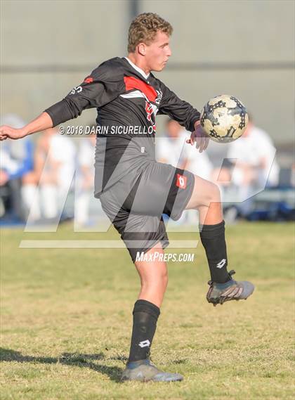 Thumbnail 2 in Dana Hills vs. San Clemente (Marina Tournament) photogallery.