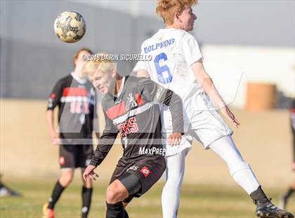 Thumbnail 3 in Dana Hills vs. San Clemente (Marina Tournament) photogallery.