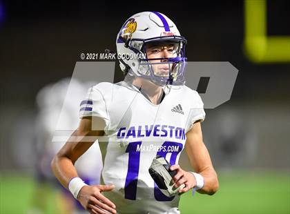 Thumbnail 2 in Ball @ Paetow (Bi-District Playoff) photogallery.