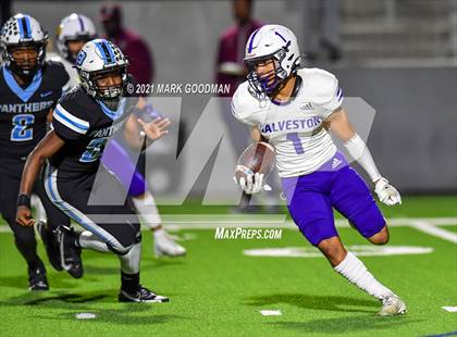 Thumbnail 1 in Ball @ Paetow (Bi-District Playoff) photogallery.