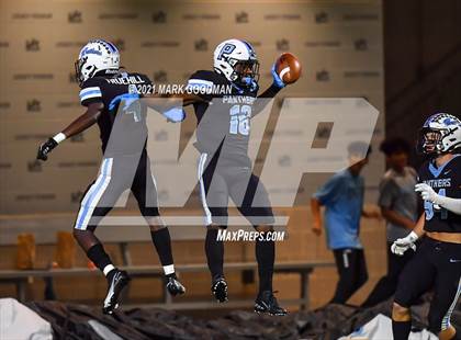 Thumbnail 2 in Ball @ Paetow (Bi-District Playoff) photogallery.