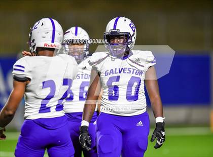 Thumbnail 2 in Ball @ Paetow (Bi-District Playoff) photogallery.