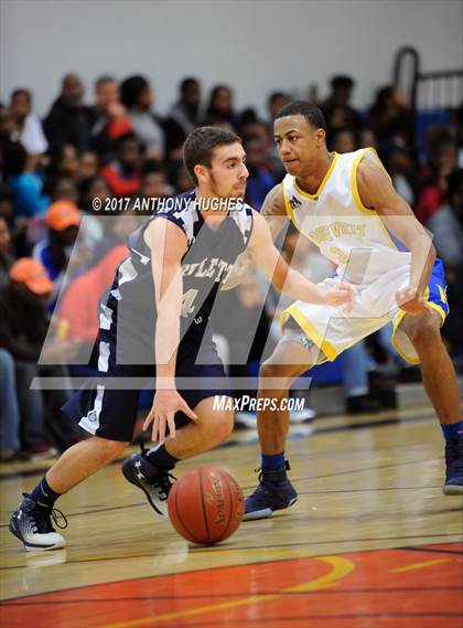 Thumbnail 2 in Hewlett Vs Roosevelt  (Section 8 Class A Round 2 Playoff) photogallery.