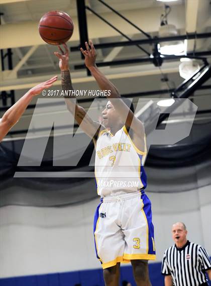 Thumbnail 3 in Hewlett Vs Roosevelt  (Section 8 Class A Round 2 Playoff) photogallery.