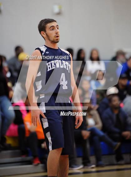 Thumbnail 1 in Hewlett Vs Roosevelt  (Section 8 Class A Round 2 Playoff) photogallery.