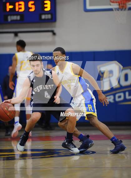 Thumbnail 3 in Hewlett Vs Roosevelt  (Section 8 Class A Round 2 Playoff) photogallery.