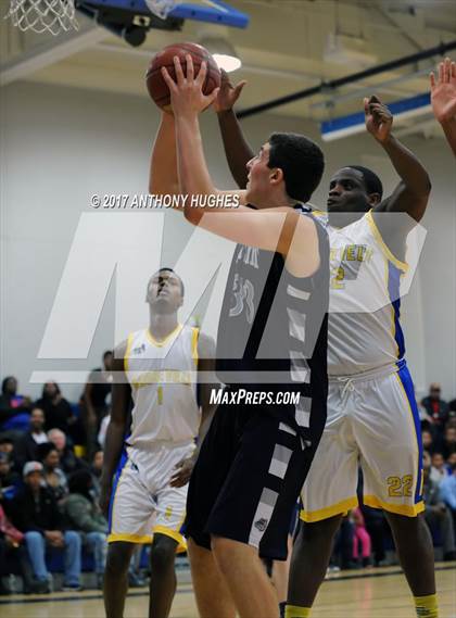 Thumbnail 1 in Hewlett Vs Roosevelt  (Section 8 Class A Round 2 Playoff) photogallery.