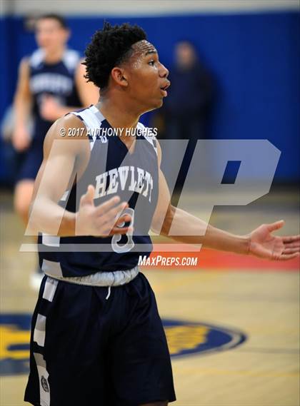 Thumbnail 1 in Hewlett Vs Roosevelt  (Section 8 Class A Round 2 Playoff) photogallery.