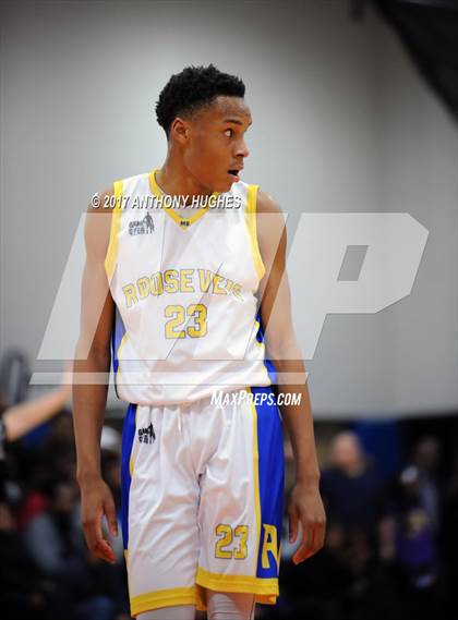 Thumbnail 3 in Hewlett Vs Roosevelt  (Section 8 Class A Round 2 Playoff) photogallery.