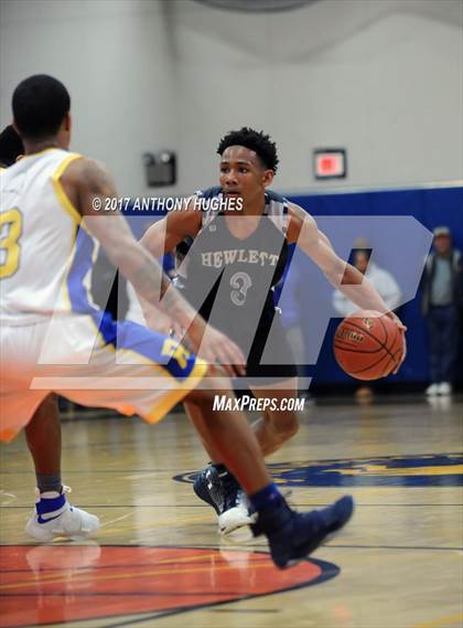 Thumbnail 2 in Hewlett Vs Roosevelt  (Section 8 Class A Round 2 Playoff) photogallery.