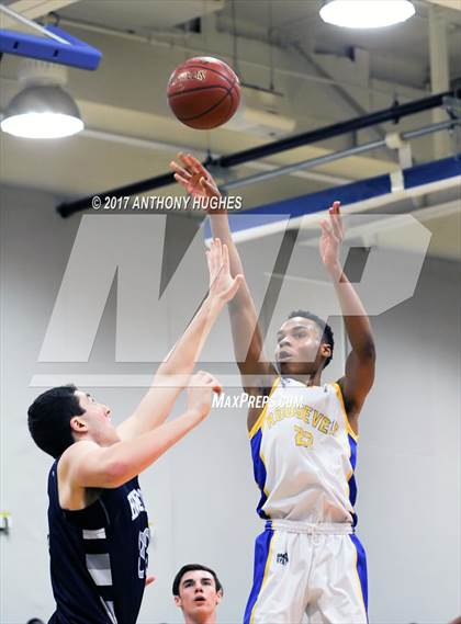 Thumbnail 3 in Hewlett Vs Roosevelt  (Section 8 Class A Round 2 Playoff) photogallery.