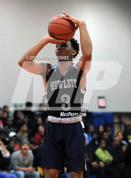 Thumbnail 2 in Hewlett Vs Roosevelt  (Section 8 Class A Round 2 Playoff) photogallery.