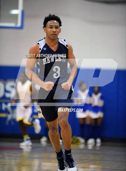 Thumbnail 2 in Hewlett Vs Roosevelt  (Section 8 Class A Round 2 Playoff) photogallery.