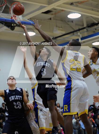 Thumbnail 1 in Hewlett Vs Roosevelt  (Section 8 Class A Round 2 Playoff) photogallery.