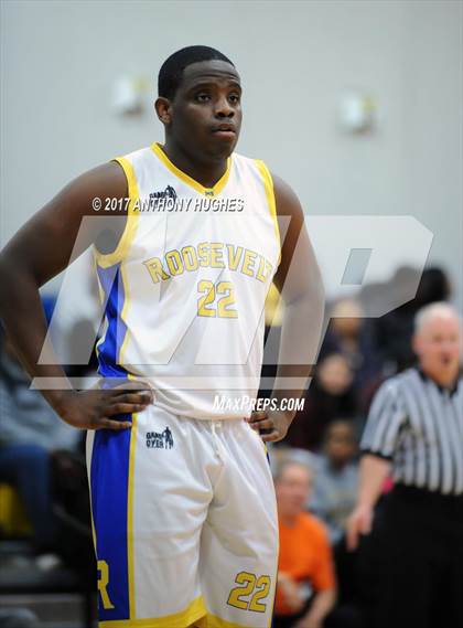 Thumbnail 1 in Hewlett Vs Roosevelt  (Section 8 Class A Round 2 Playoff) photogallery.