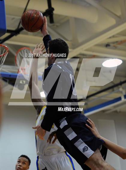 Thumbnail 1 in Hewlett Vs Roosevelt  (Section 8 Class A Round 2 Playoff) photogallery.
