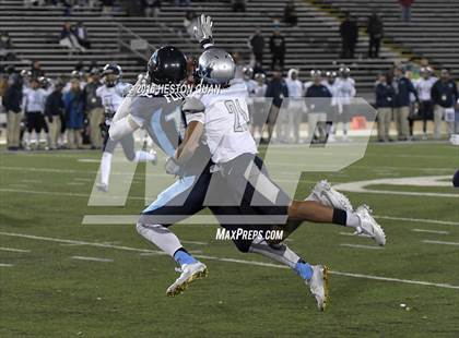 Thumbnail 2 in Valley Christian vs. Madison (CIF State D2AA Final) photogallery.