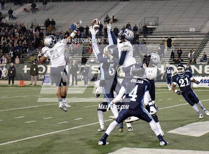 Thumbnail 3 in Valley Christian vs. Madison (CIF State D2AA Final) photogallery.