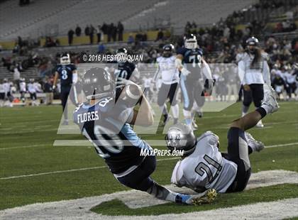 Thumbnail 3 in Valley Christian vs. Madison (CIF State D2AA Final) photogallery.