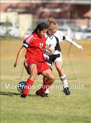 Thumbnail 2 in Alief Taylor vs. Spring Woods (Spring Branch Tournament) photogallery.