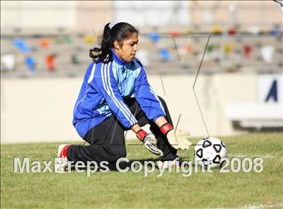 Thumbnail 3 in Alief Taylor vs. Spring Woods (Spring Branch Tournament) photogallery.
